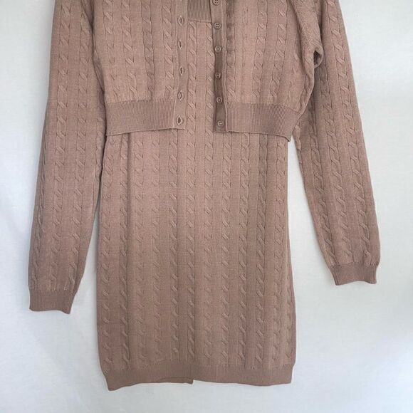 Taupe Cable Knit Sweater Skirt Set - Picture 13 of 15